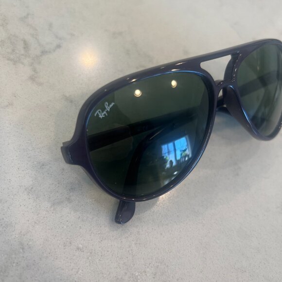 Authentic Purple Ray-Ban Aviator Sunglasses - Picture 3 of 4